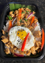 Load image into Gallery viewer, Pad Kra Pao (Holy Basi Stirfry)
