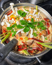 Load image into Gallery viewer, Tom Ka Coconutmilk Soup
