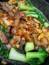 Load image into Gallery viewer, Pad See Ew (Wide Noodles)
