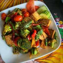 Load image into Gallery viewer, Red Curry Stir Fry

